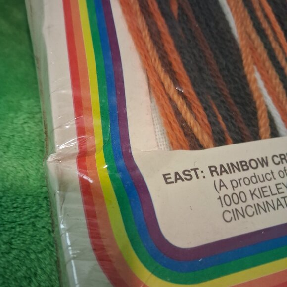 Vintage Rainbow Lion Stitchery Kit 1978 SEALED Embroidery Kit - Picture 10 of 10